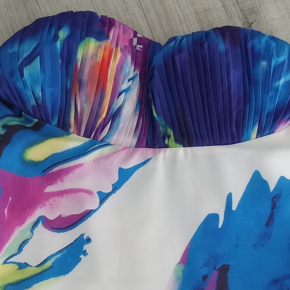 Long Aline White With Colors Summer Dress - Picture 2 of 3